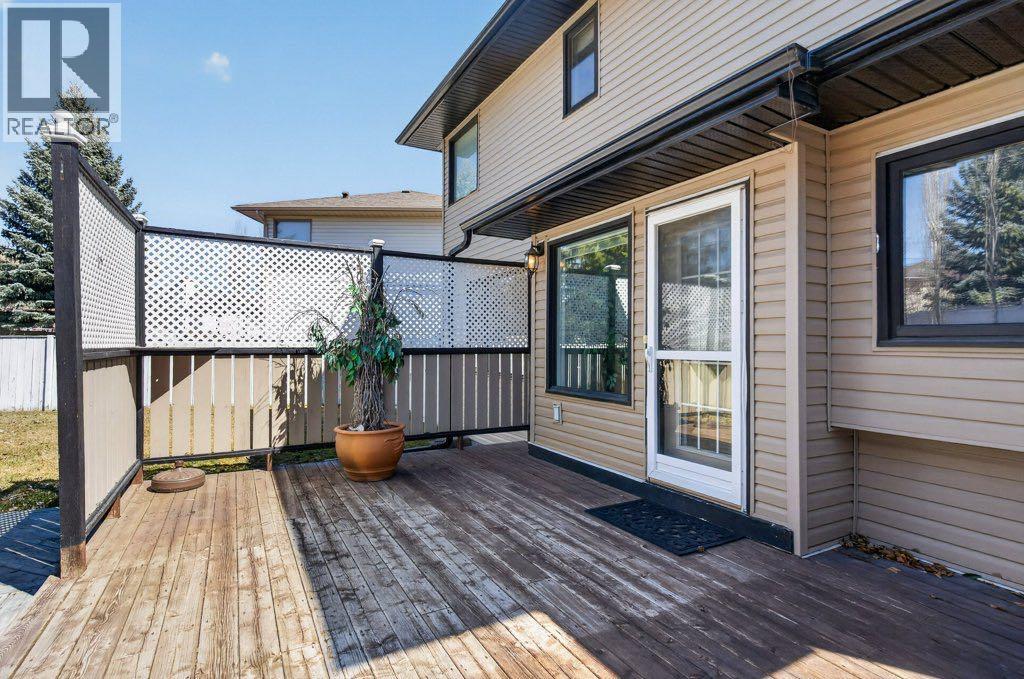 29 Shannon Manor Sw, Calgary, Alberta  T2Y 2Y5 - Photo 30 - A2303275