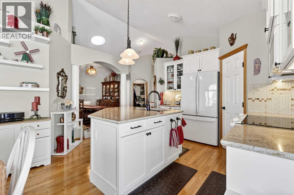 81 Chaparral Villas Se, Calgary, Alberta  T2X 3N6 - Photo 3 - A2303298