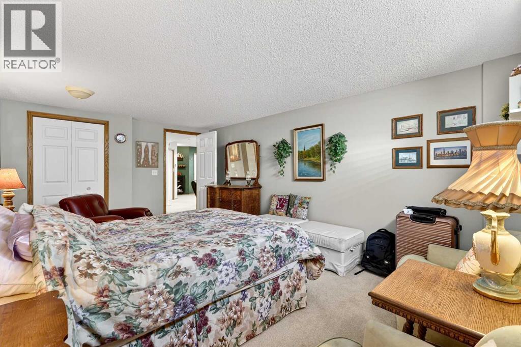 81 Chaparral Villas Se, Calgary, Alberta  T2X 3N6 - Photo 30 - A2303298