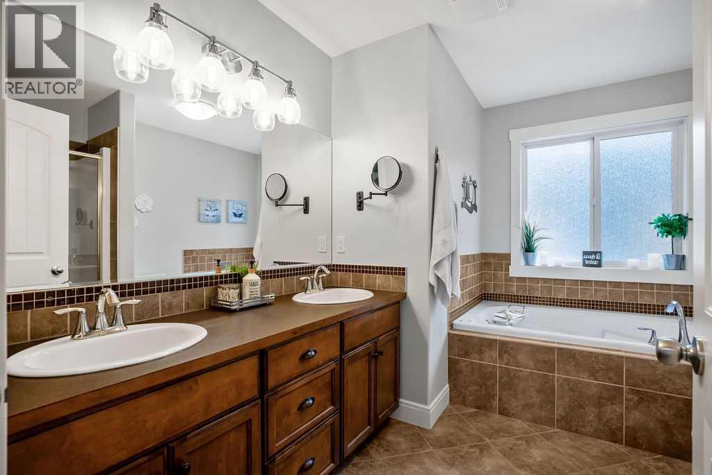 180 Sheep River Cove, Okotoks, Alberta  T1S 2L5 - Photo 26 - A2304298