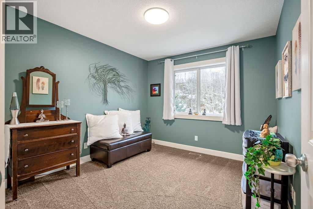 180 Sheep River Cove, Okotoks, Alberta  T1S 2L5 - Photo 20 - A2304298