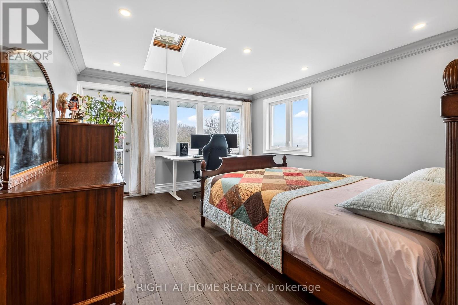 397 Maple Leaf Drive, Toronto, Ontario  M6L 1P4 - Photo 9 - W13040428