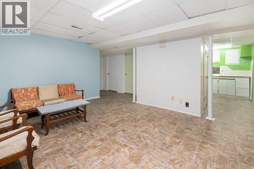 2616 22 Street NW, Calgary, Alberta  T2M 3X1 - Photo 26 - A2261912