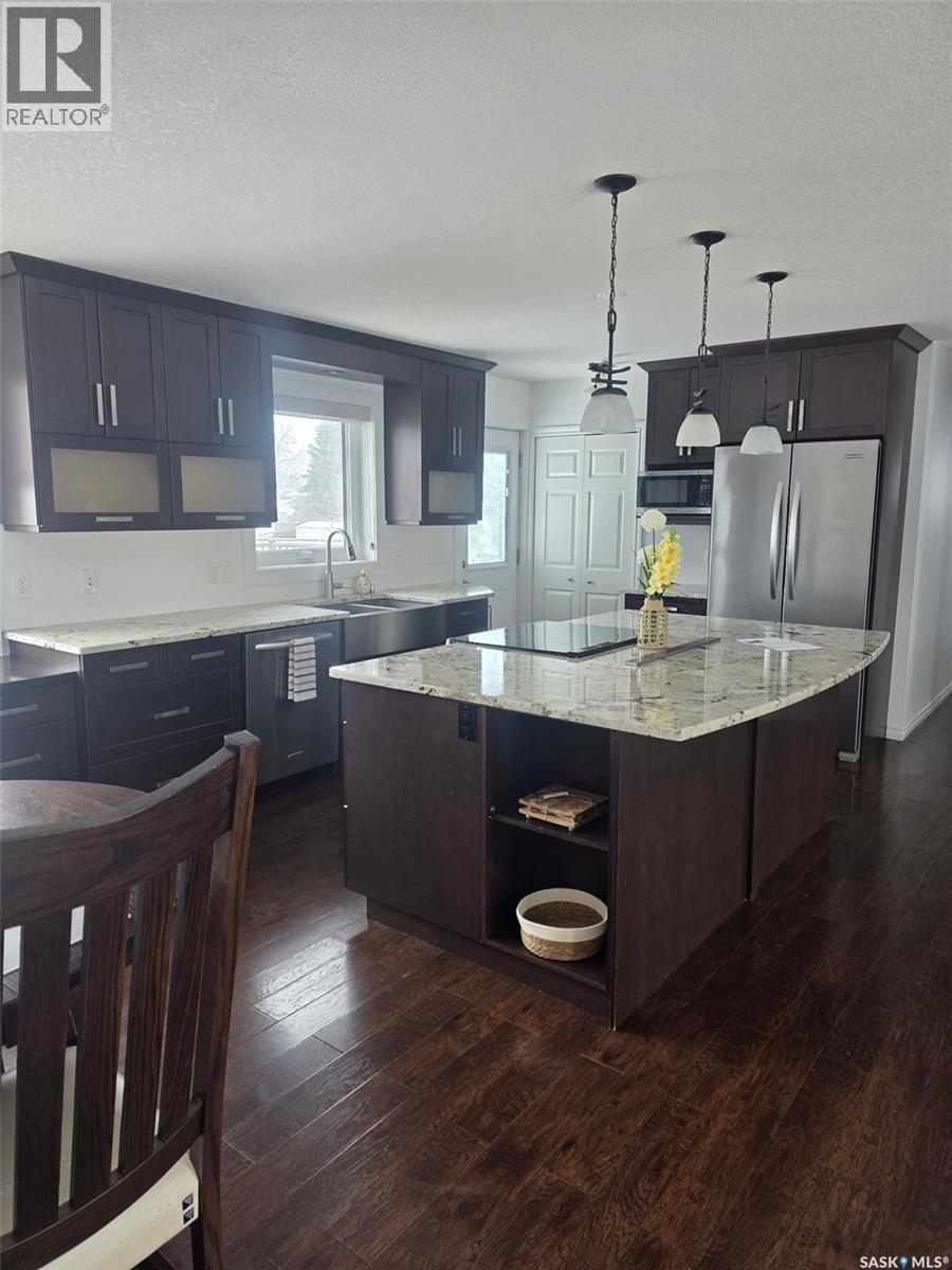 1149 Prince Charles Place, Moose Jaw, Saskatchewan  S6H 7V2 - Photo 4 - SK030025