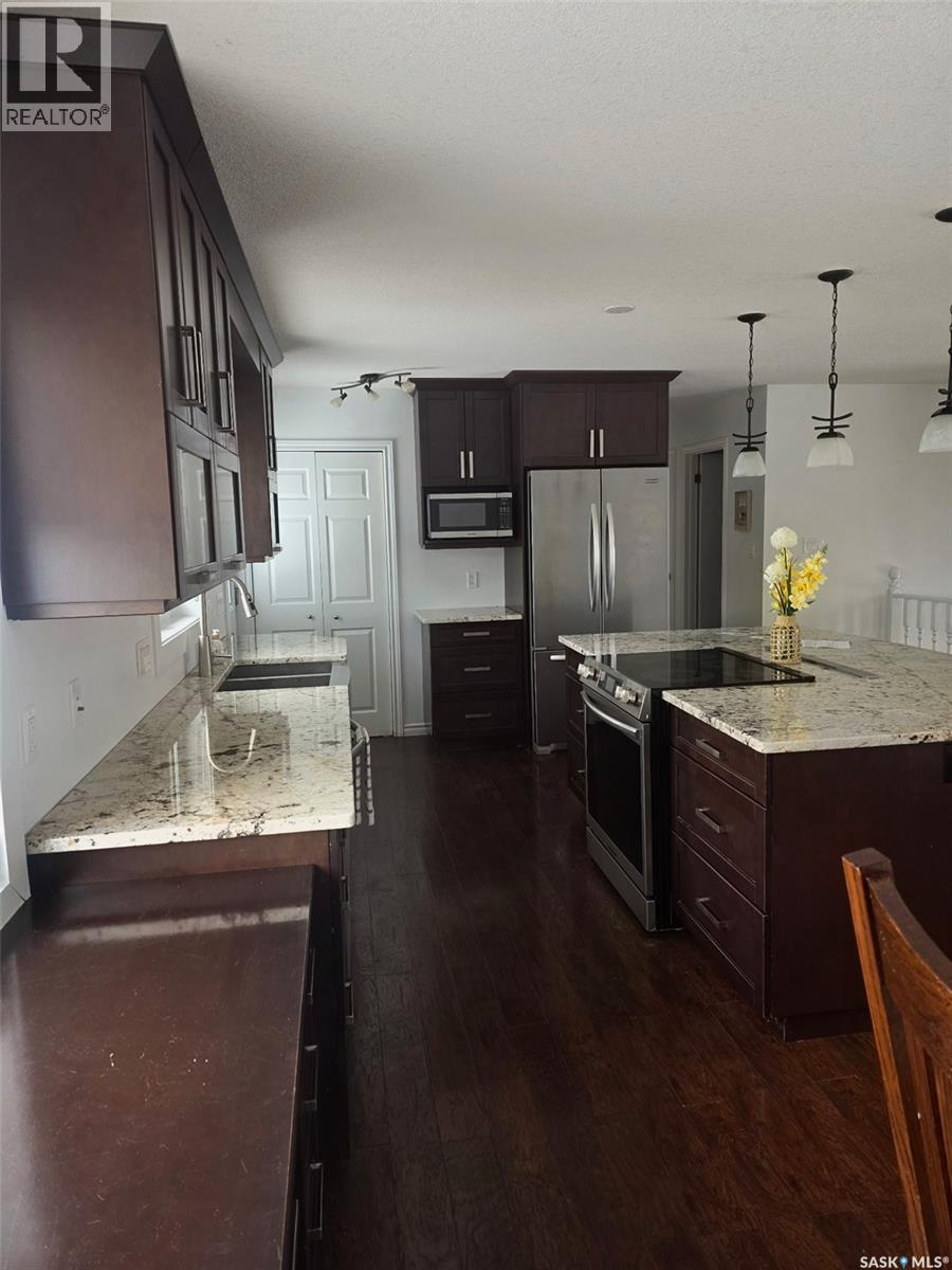 1149 Prince Charles Place, Moose Jaw, Saskatchewan  S6H 7V2 - Photo 9 - SK030025