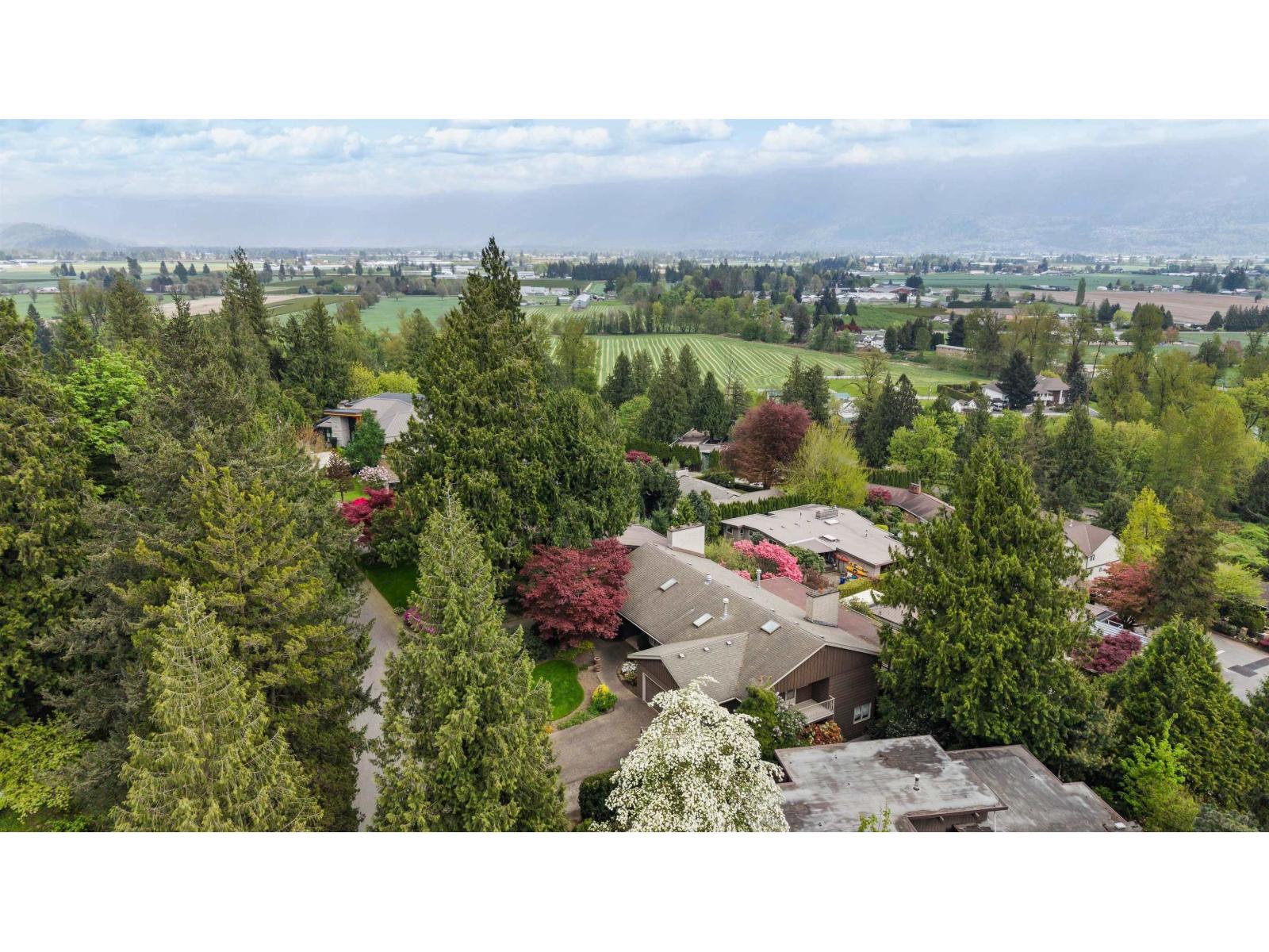 10030 Timberline Place, Little Mountain, Chilliwack, British Columbia  V2P 7N9 - Photo 6 - R3115556