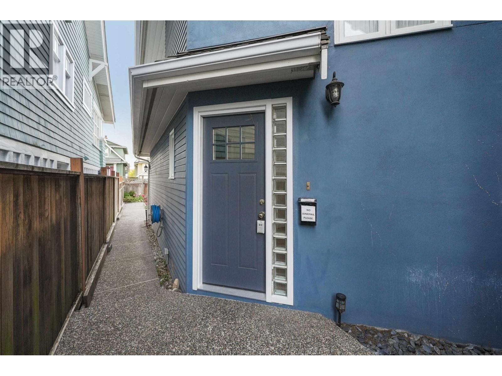 3174 W 3rd Avenue, Vancouver, British Columbia  V6K 1N3 - Photo 4 - R3115031