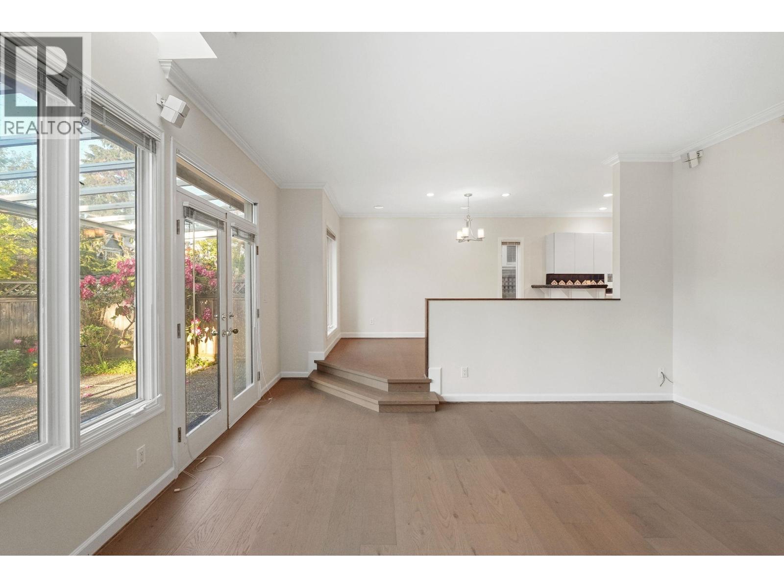 3174 W 3rd Avenue, Vancouver, British Columbia  V6K 1N3 - Photo 7 - R3115031