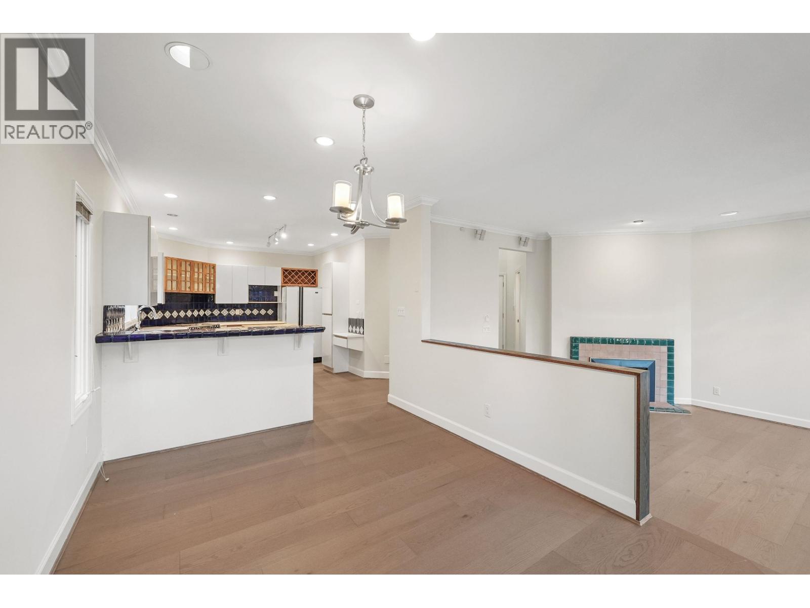 3174 W 3rd Avenue, Vancouver, British Columbia  V6K 1N3 - Photo 8 - R3115031