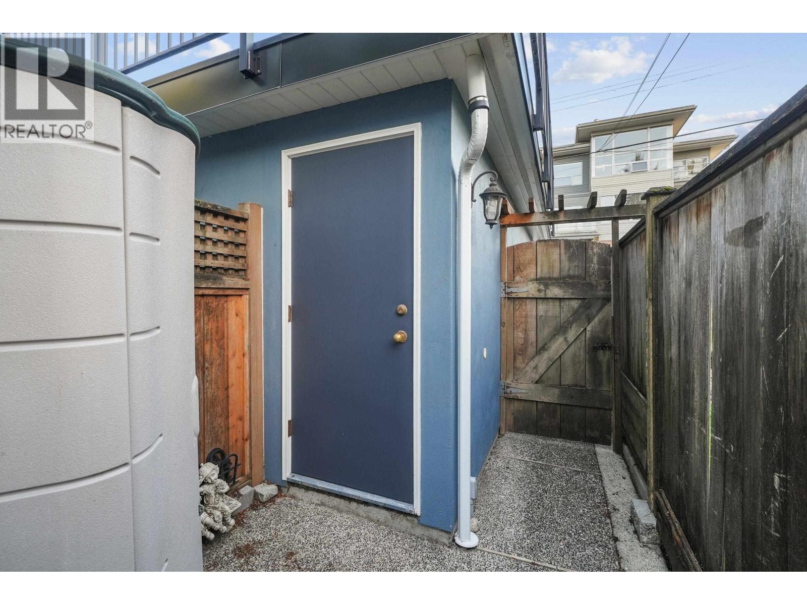 3174 W 3rd Avenue, Vancouver, British Columbia  V6K 1N3 - Photo 31 - R3115031