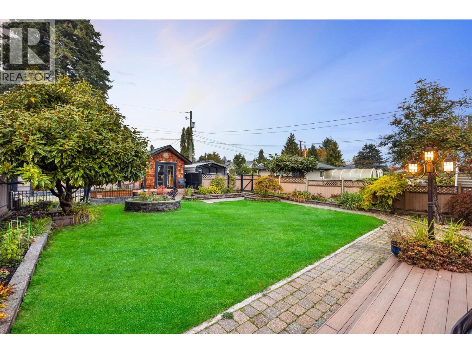 402 E 13th Street, North Vancouver, British Columbia  V7L 2M1 - Photo 6 - R3115476