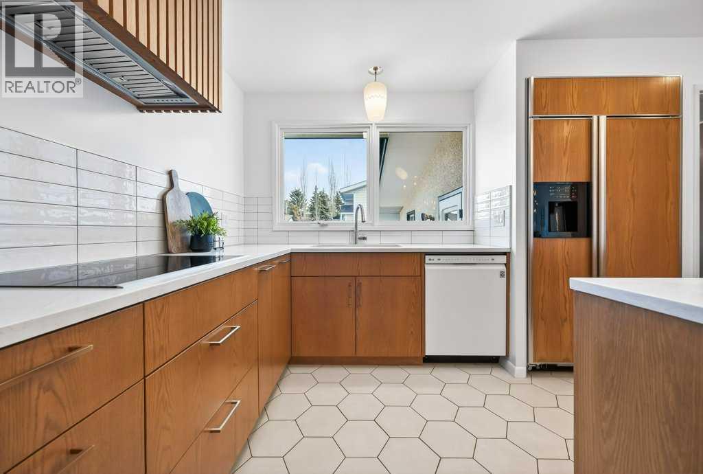 1708 111 Avenue SW, Calgary, Alberta  T2W 1R5 - Photo 15 - A2303253