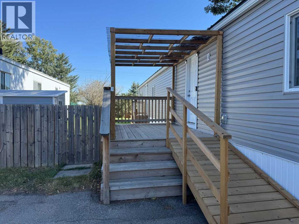 206 Polar Avenue, High River, Alberta  T1V 1J4 - Photo 2 - A2301197