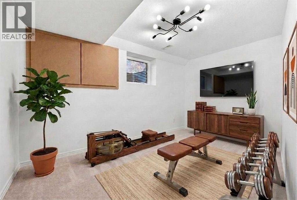 1708 111 Avenue SW, Calgary, Alberta  T2W 1R5 - Photo 33 - A2303253