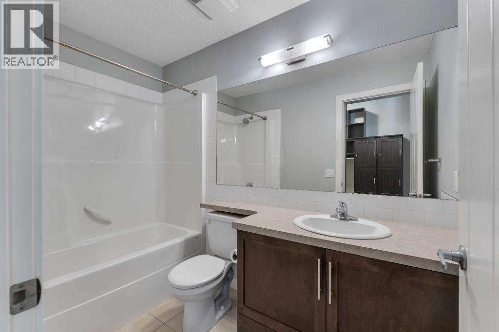 2220, 604 East Lake Boulevard, Airdrie, Alberta  T4A 0G6 - Photo 24 - A2304127