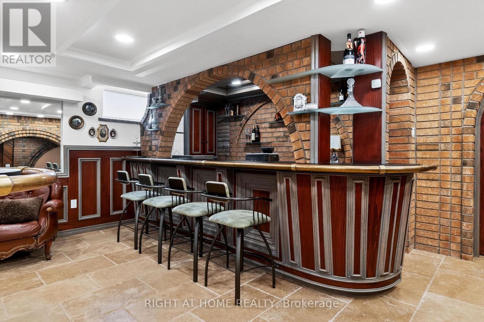 397 Maple Leaf Drive, Toronto, Ontario  M6L 1P4 - Photo 25 - W13040428