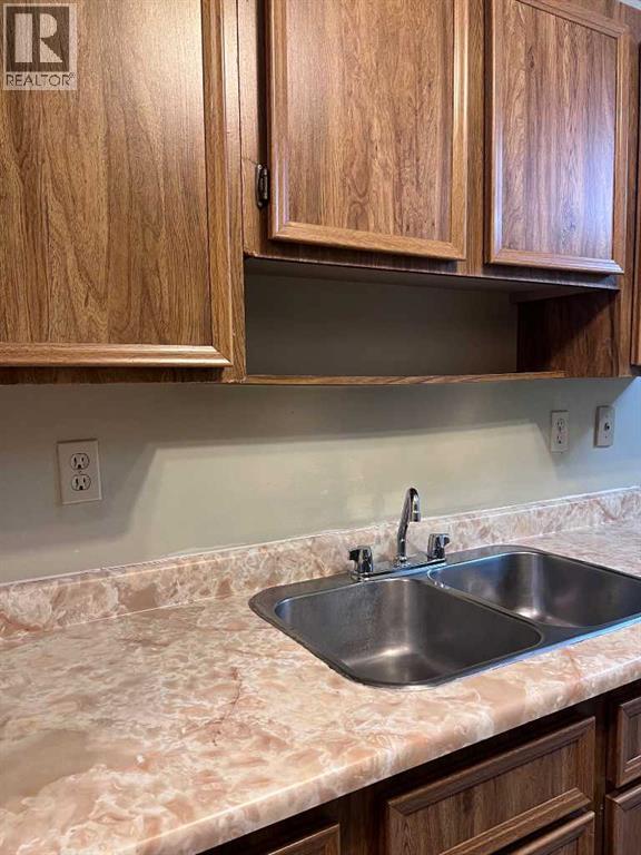 104, 49 Bennett Street, Red Deer, Alberta  T4R 1V4 - Photo 6 - A2293913