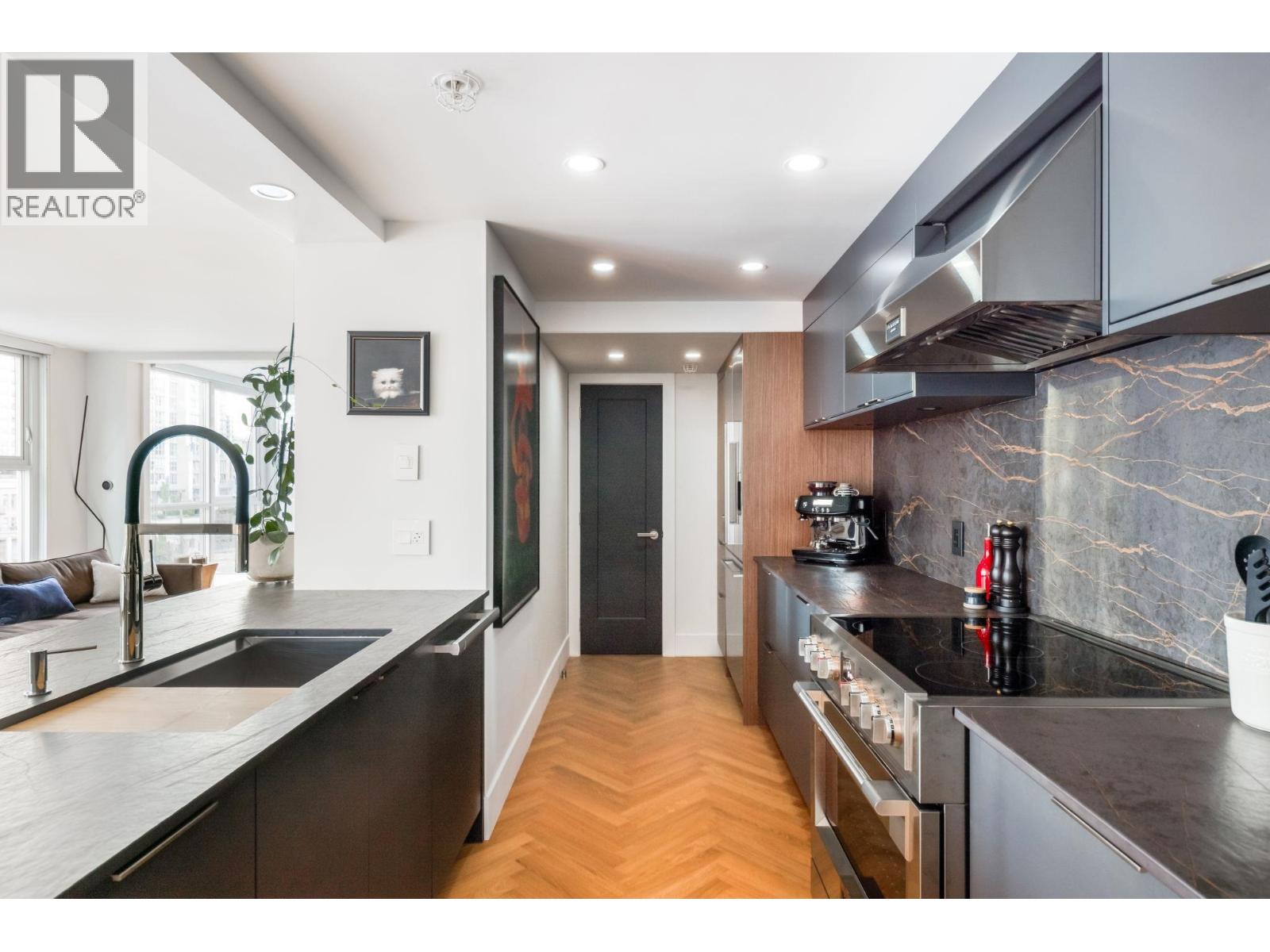 806 1318 Homer Street, Vancouver, British Columbia  V6B 6A7 - Photo 15 - R3102689