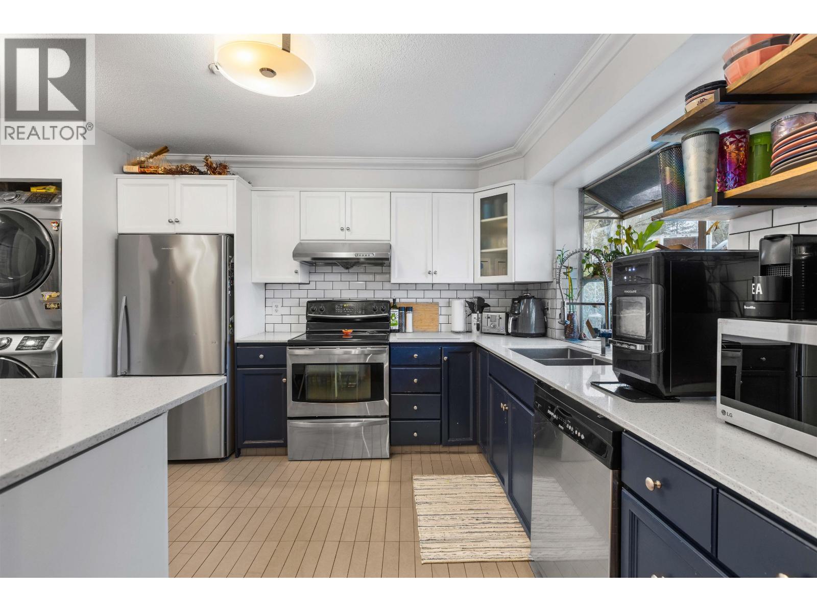 304 25 Richmond Street, New Westminster, British Columbia  V3L 5P9 - Photo 9 - R3112135