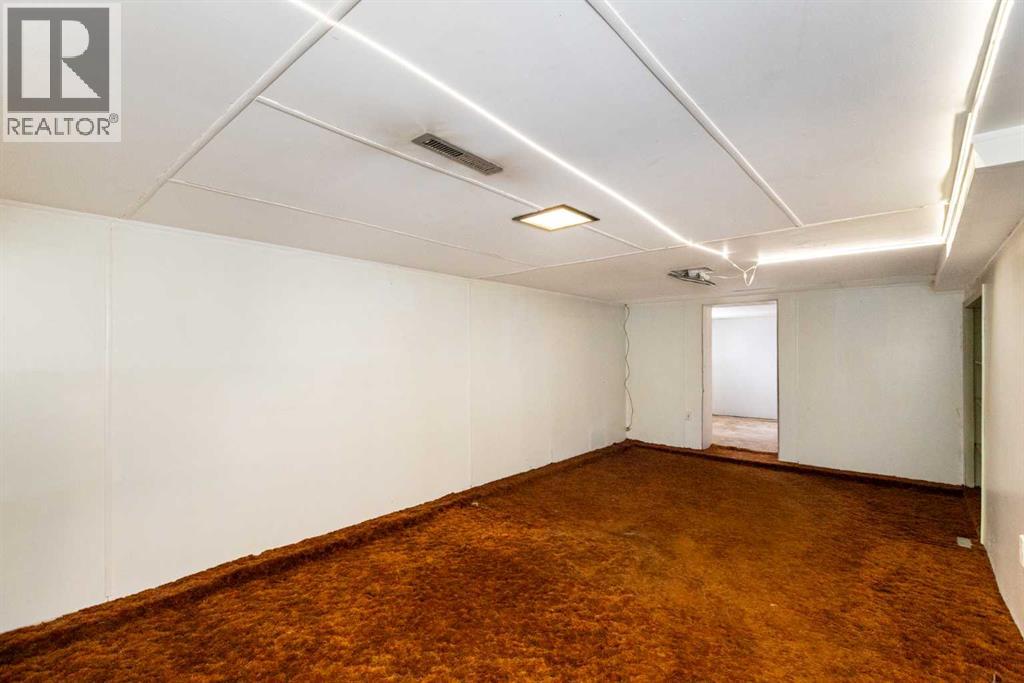 4108 49a Avenue, Innisfail, Alberta  T4G 1J9 - Photo 41 - A2301778