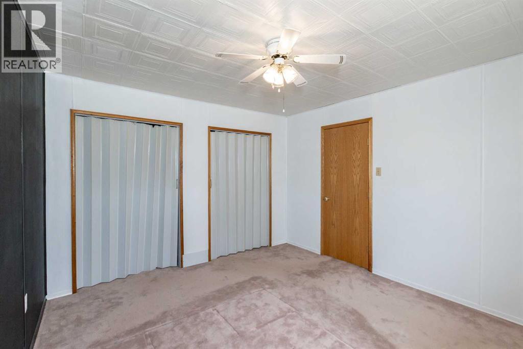 4108 49a Avenue, Innisfail, Alberta  T4G 1J9 - Photo 32 - A2301778