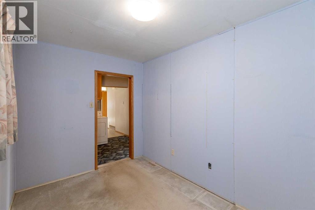 4108 49a Avenue, Innisfail, Alberta  T4G 1J9 - Photo 33 - A2301778