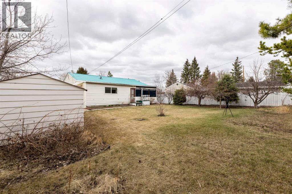 4108 49a Avenue, Innisfail, Alberta  T4G 1J9 - Photo 48 - A2301778
