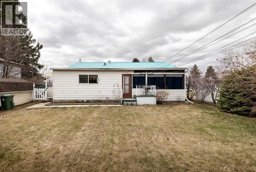 4108 49a Avenue, Innisfail, Alberta  T4G 1J9 - Photo 49 - A2301778