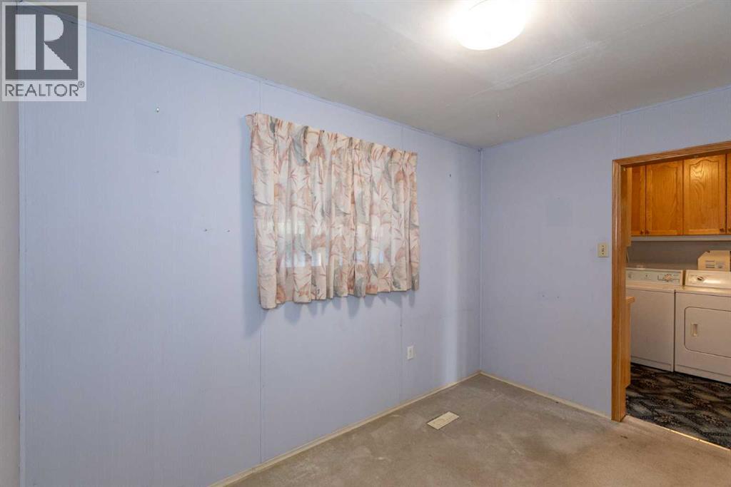 4108 49a Avenue, Innisfail, Alberta  T4G 1J9 - Photo 34 - A2301778