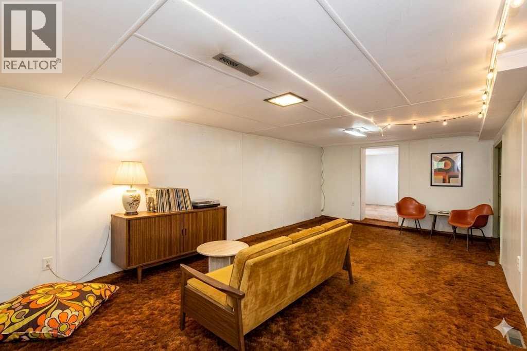 4108 49a Avenue, Innisfail, Alberta  T4G 1J9 - Photo 43 - A2301778