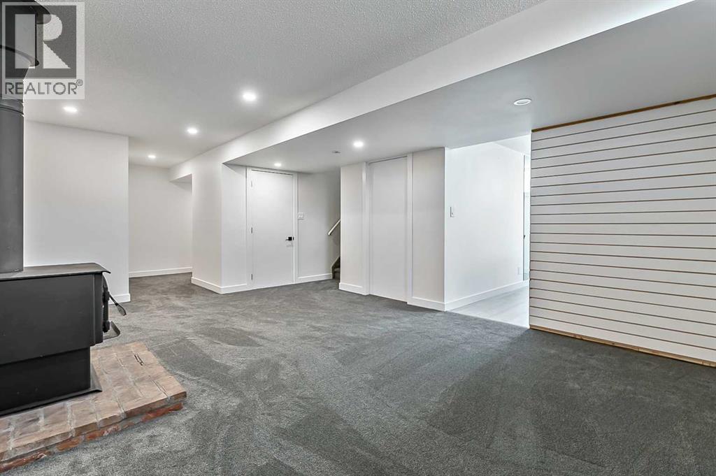 222 Springwood Place Sw, Calgary, Alberta  T2W 0L3 - Photo 18 - A2293795