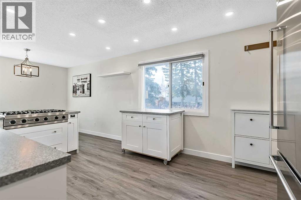 222 Springwood Place Sw, Calgary, Alberta  T2W 0L3 - Photo 10 - A2293795