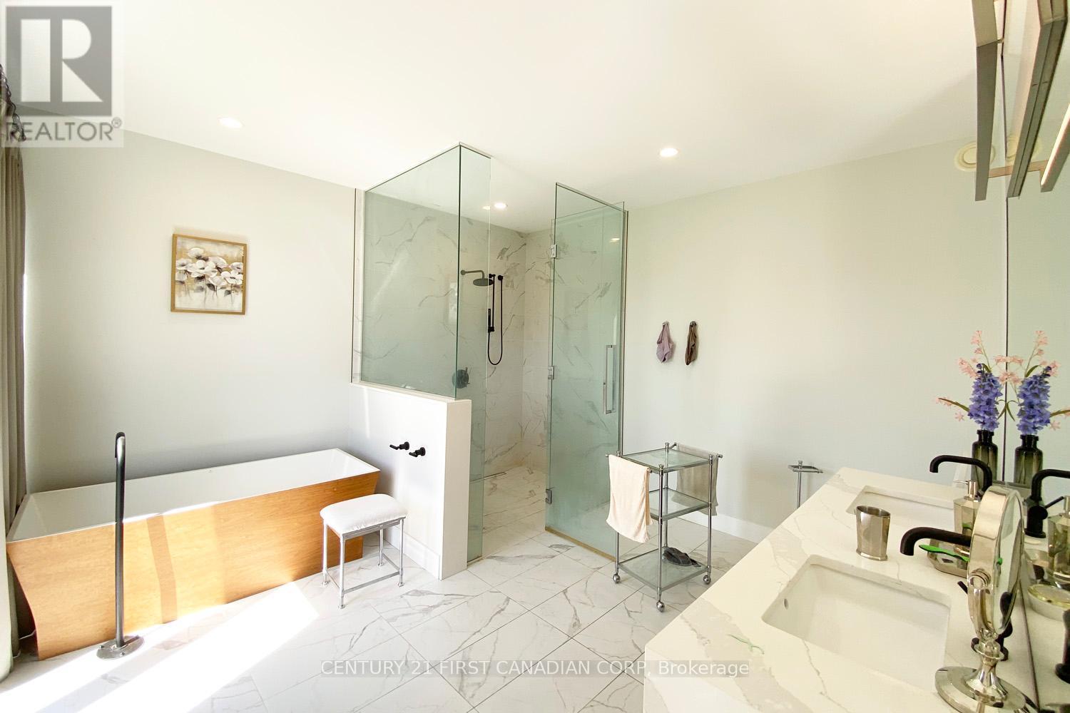 53 Edwin Drive, London South (South P), Ontario  N6C 2S9 - Photo 16 - X13043928