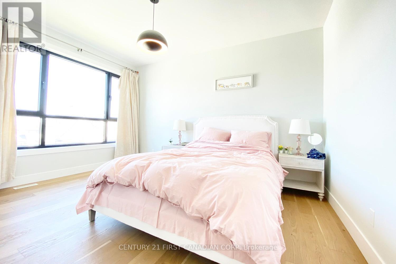 53 Edwin Drive, London South (South P), Ontario  N6C 2S9 - Photo 17 - X13043928