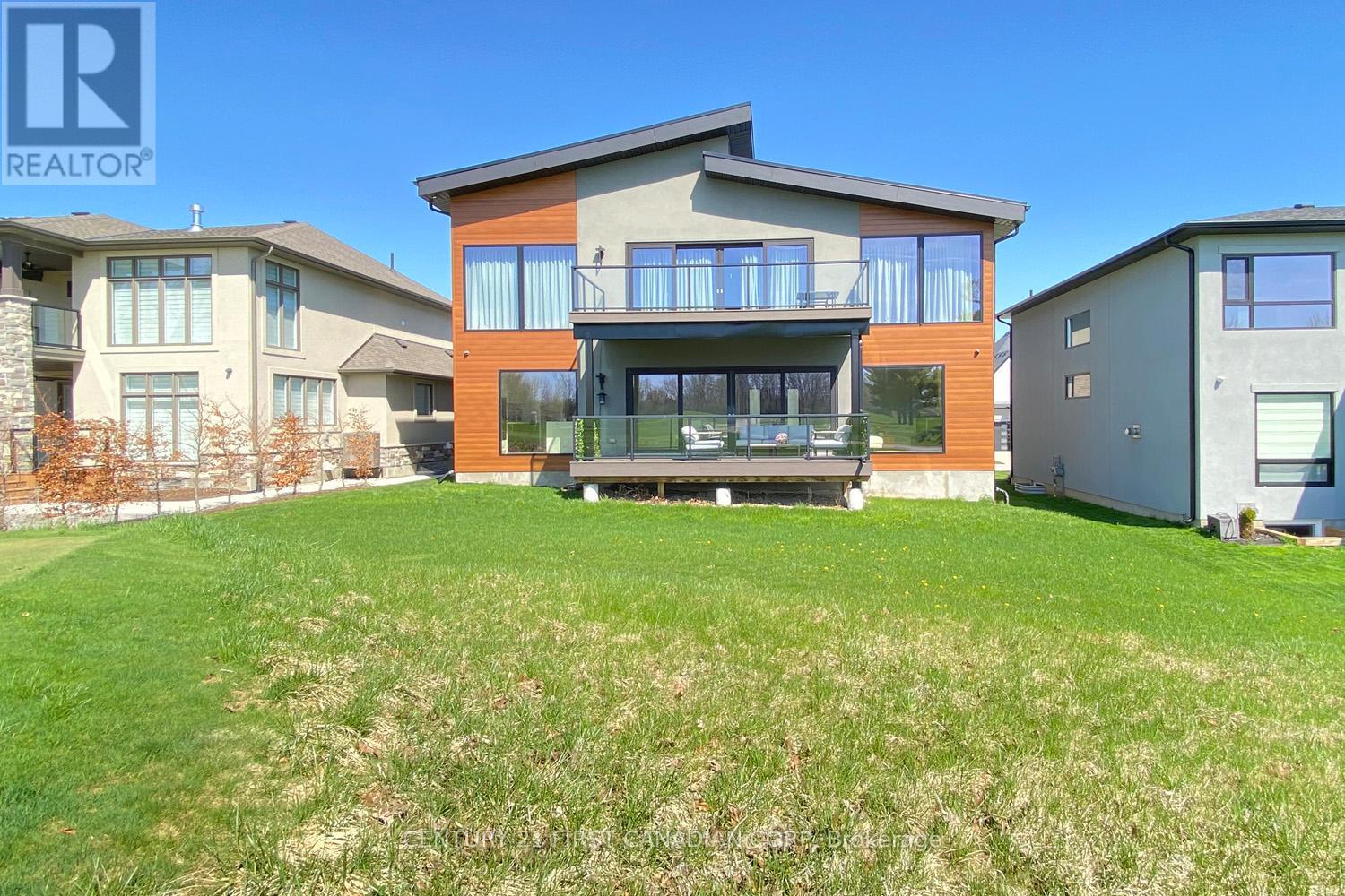 53 Edwin Drive, London South (South P), Ontario  N6C 2S9 - Photo 4 - X13043928