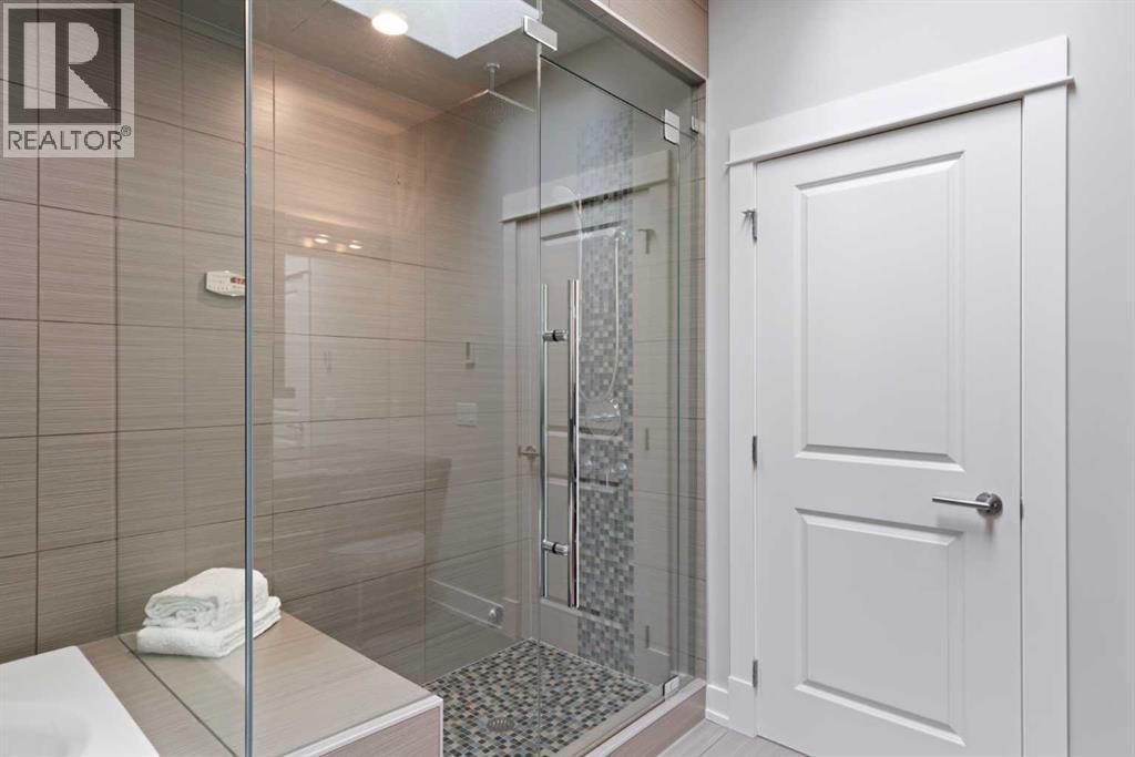 2411 31 Street Sw, Calgary, Alberta  T3E 2N6 - Photo 27 - A2298077