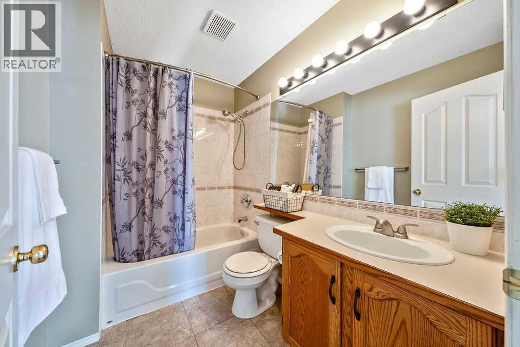 149 West Terrace Crescent, Cochrane, Alberta  T4C 1R3 - Photo 17 - A2298502