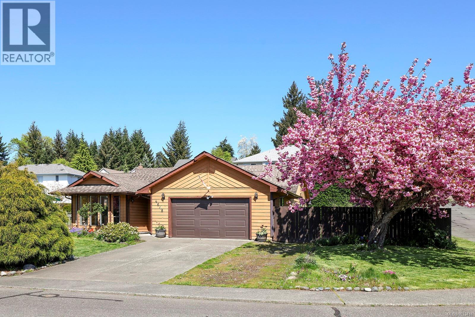 4648 Valecourt Cres, Courtenay, British Columbia