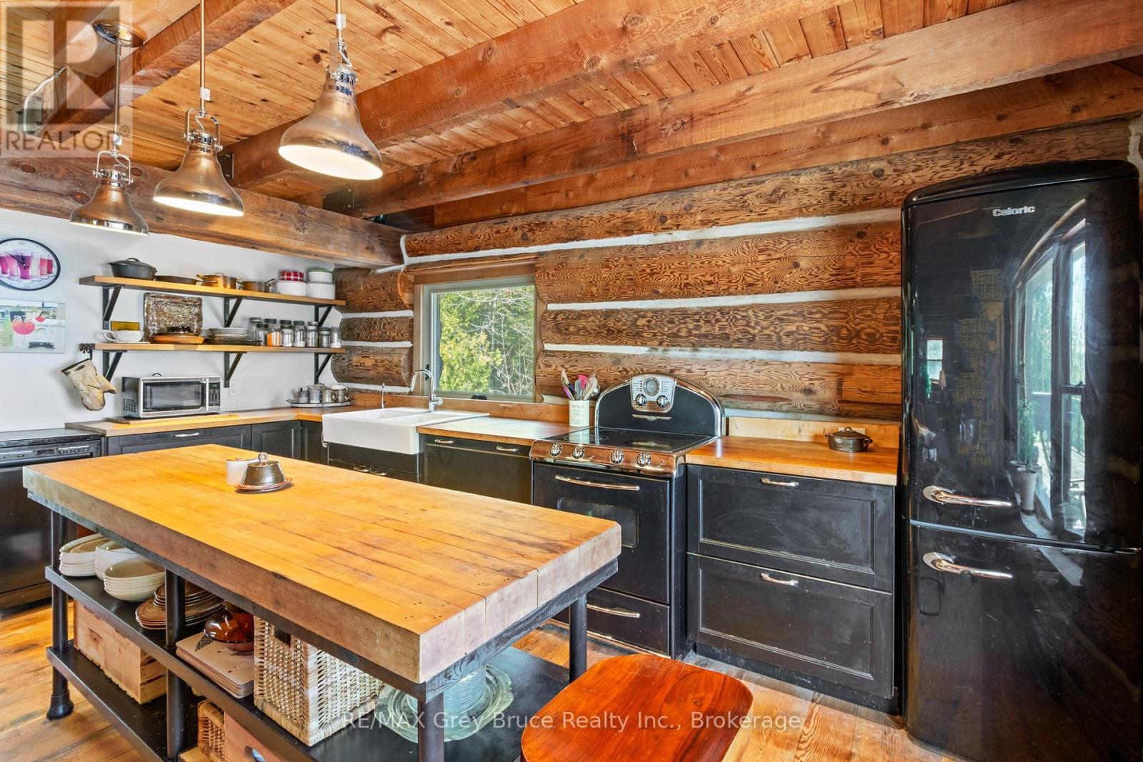 126 Mckague Road, Northern Bruce Peninsula, Ontario  N0H 1W0 - Photo 16 - X13043940