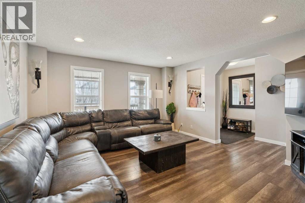 45 Copperfield Heath Se, Calgary, Alberta  T2Z 4V2 - Photo 7 - A2294501