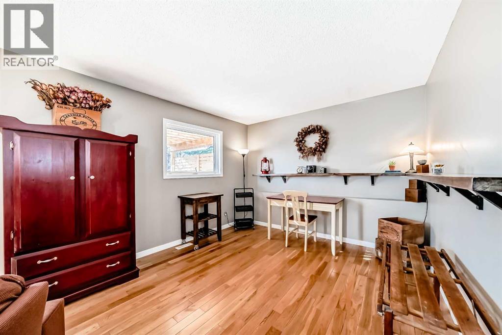 555 Woodbine Boulevard Sw, Calgary, Alberta  T2W 4P5 - Photo 26 - A2303348