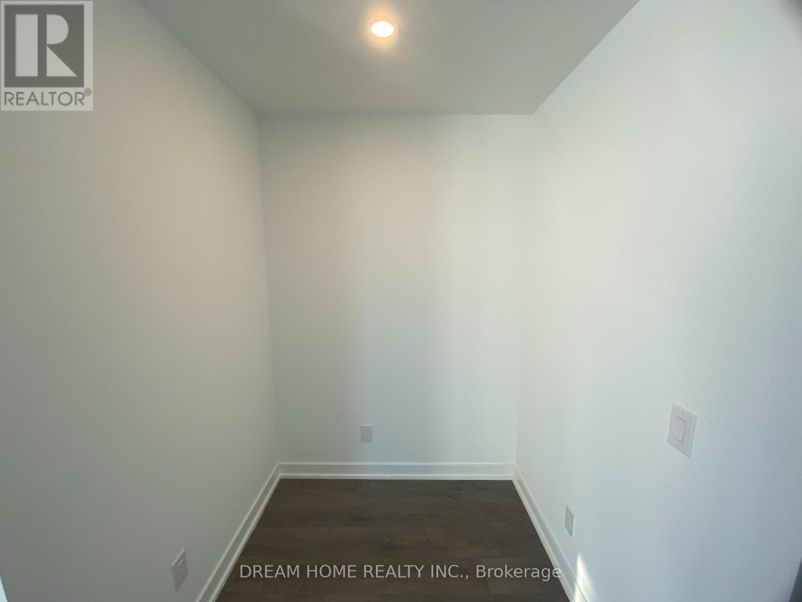 1702 - 5 Defries Street, Toronto, Ontario  M5A 0W7 - Photo 8 - C13043944