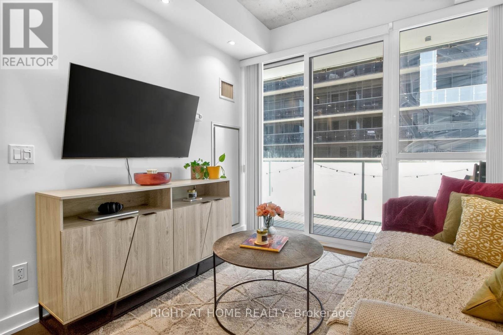 802 - 1030 King Street W, Toronto, Ontario  M6K 3N3 - Photo 11 - C13043950