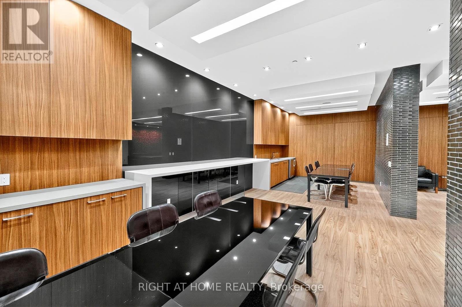 802 - 1030 King Street W, Toronto, Ontario  M6K 3N3 - Photo 25 - C13043950