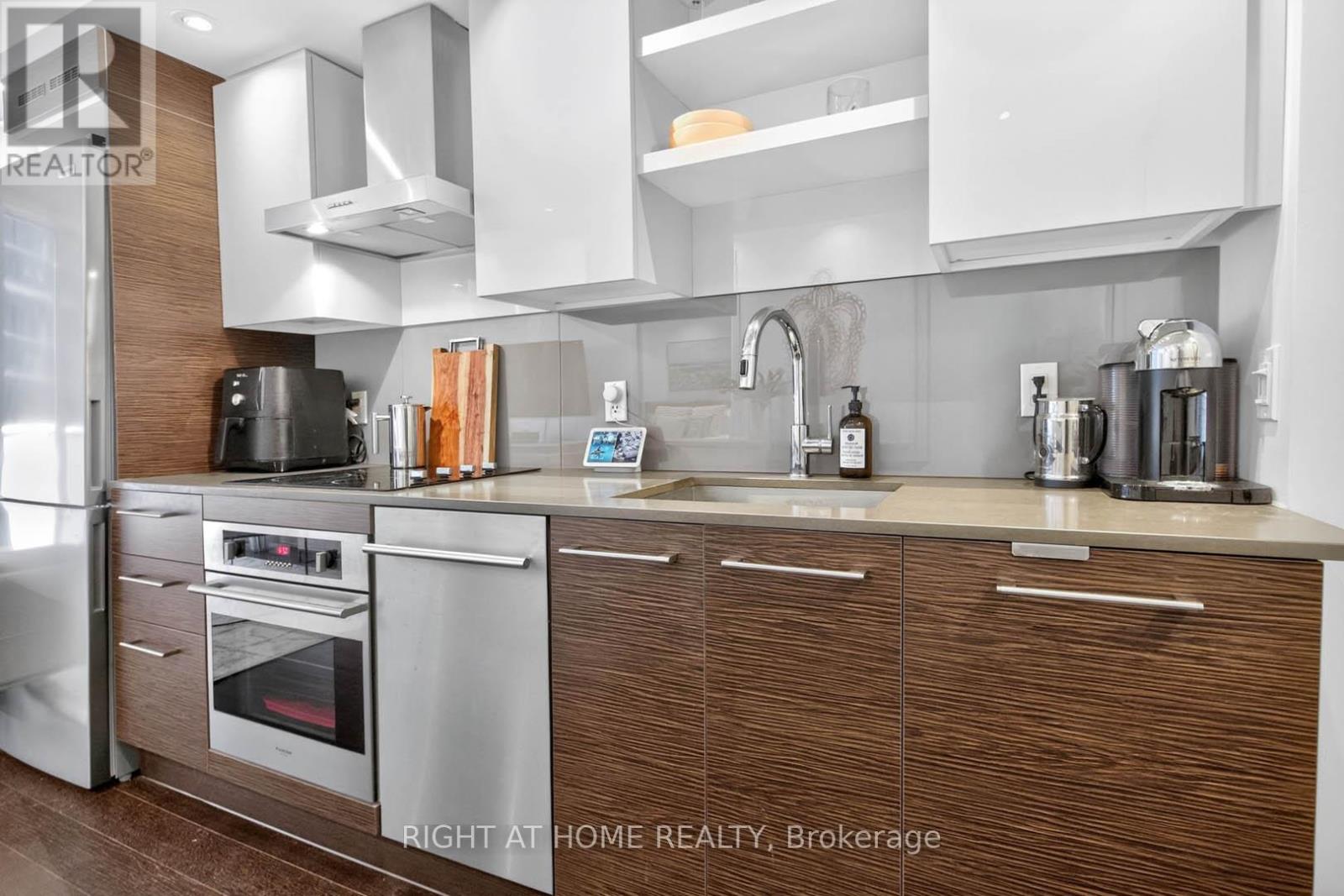 802 - 1030 King Street W, Toronto, Ontario  M6K 3N3 - Photo 9 - C13043950