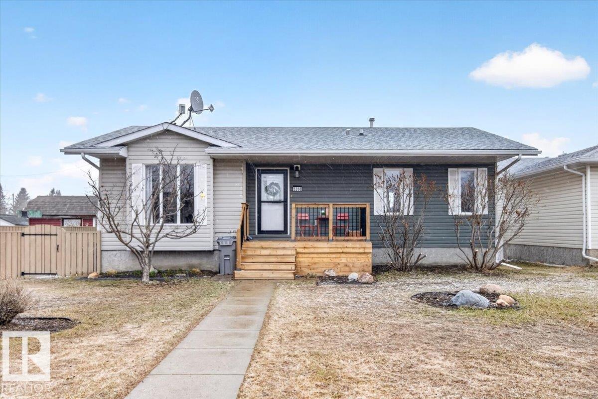 5208 55 AV, mundare, Alberta