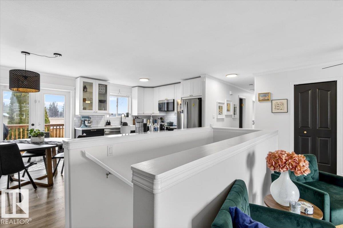 5208 55 Av, Mundare, Alberta  T0B 3H0 - Photo 10 - E4484208