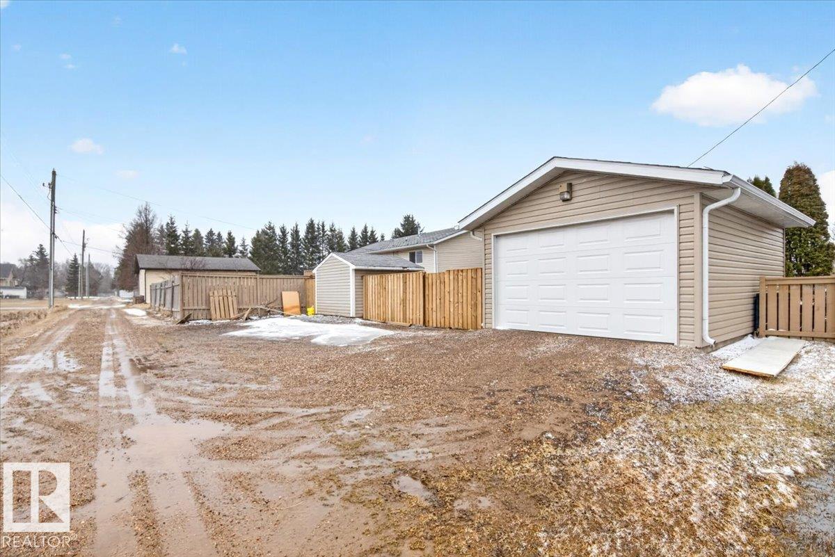 5208 55 Av, Mundare, Alberta  T0B 3H0 - Photo 47 - E4484208