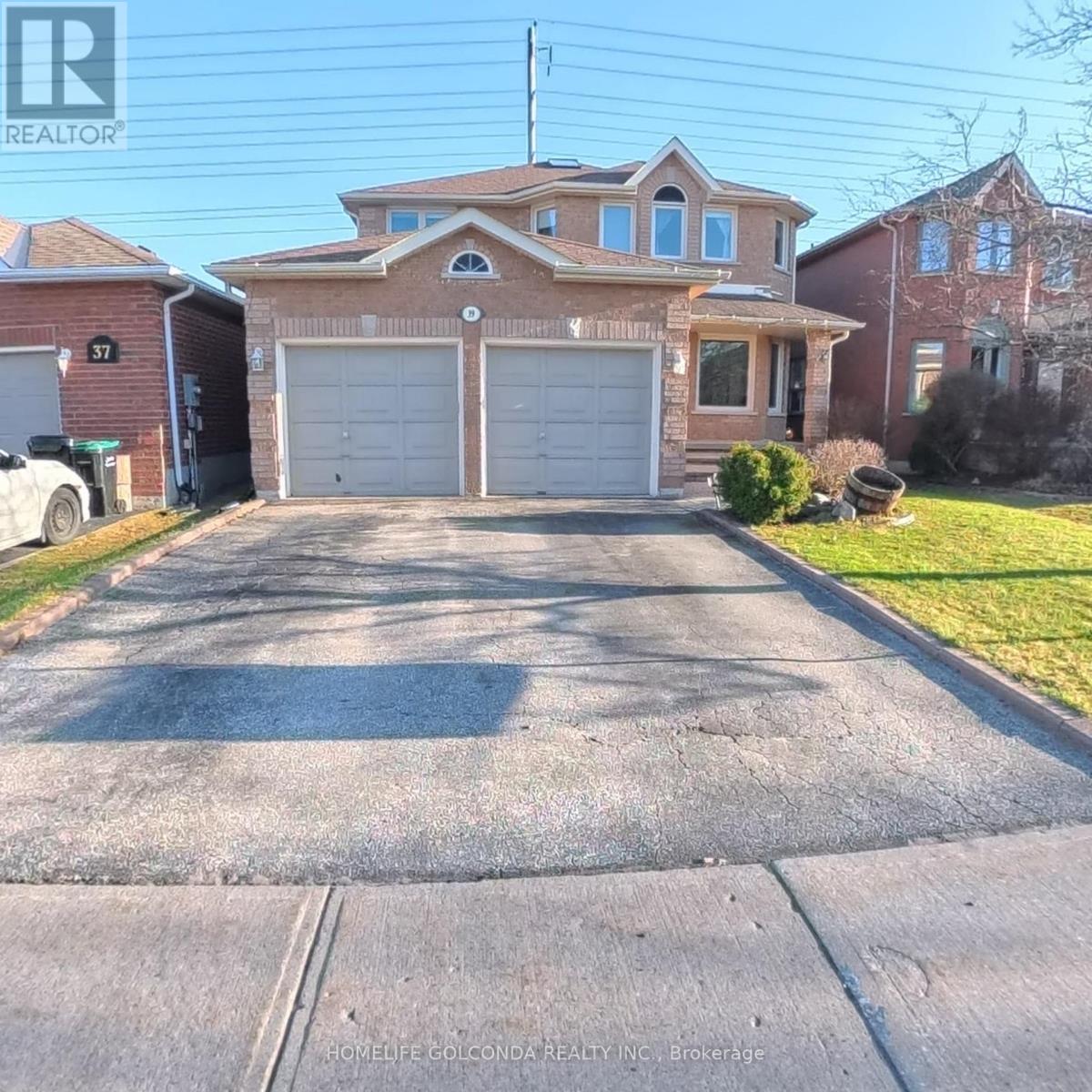 39 ETHERINGTON CRESCENT, Barrie, Ontario