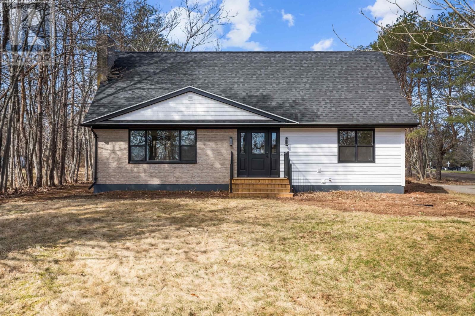 33 Wood Island Road, Montague, Prince Edward Island  C0A 1R0 - Photo 2 - 202608613